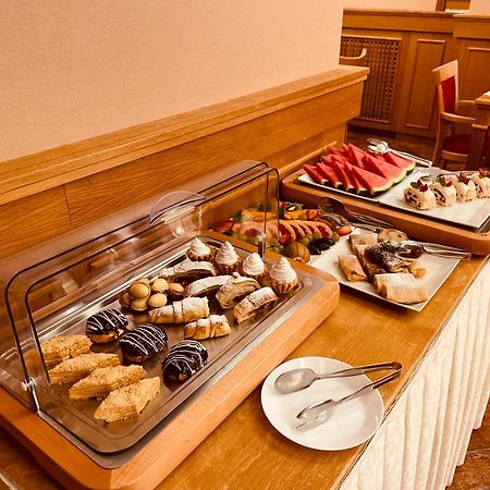 Hotel Askania Praag Buitenkant foto